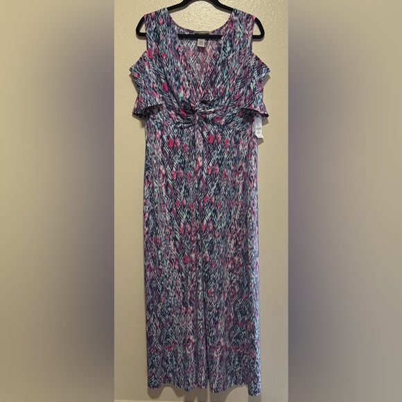 Catherines Dresses & Skirts - Catherines Maxi Dress Knit Geometric Purple Cold Shoulder Gathered V Neck